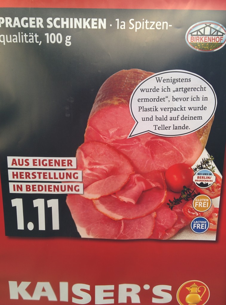 Fhain_Gregor_Kommentar Vegetarisches Guerillia-Marketing auf einer Kaiser's Anzeige