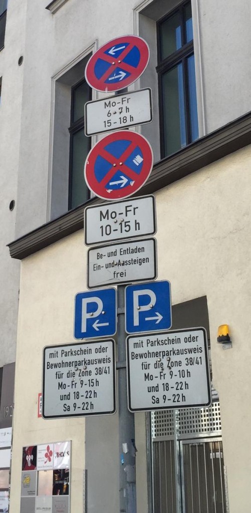 Parken in Berlin-Mitte Parkschild