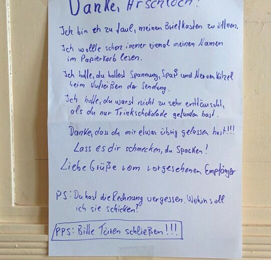 Diebe im Haus Nachbarn Diebstahl Hausflur Treppenhaus Berlin Notes of Berlin