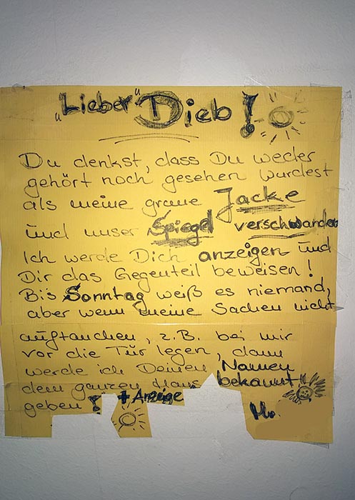 Diebstahl im Haus Wenn Nachbarn klauen Kriminelle Nachbarn Zettel Notes of Berlin